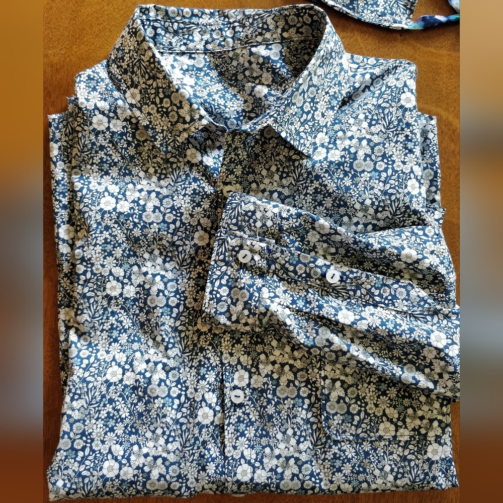 Men's floral printed shirt